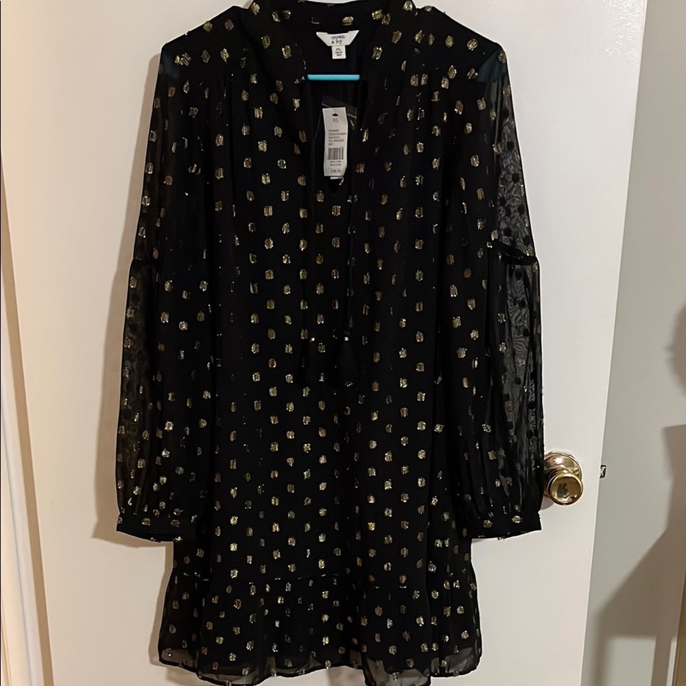 NWT Women’s Petite L PL Crown & Ivy Black Swing Dress with Shimmery Gold Accents